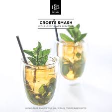 Croets Smash With Elderflower Syrup 1883 Sweet Fresh Tasty Cocktail Lemonade Cocktail Recipe Elderflower Lemonade Cocktail