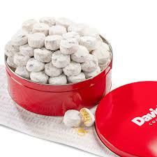 Line a baking sheet with parchment paper or grease the pan lightly. Amazon Com David S Cookies Meltaway Gourmet Cookies 32 Oz Tin Powdered Lemon Cookies Natural And Delicious Lemon Cooler Cookies Soft And Buttery Tea Cookies Beautiful Red Tin Box Grocery Gourmet Food