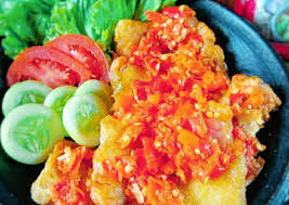 Resep Ayam Geprek Cobek Chicken Artichoke Recipes Chicken Recipes Boneless Siracha Chicken Recipes