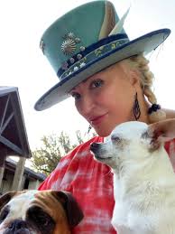 Hanging out with Ricky Ray and Stella!!!! Hope y'all are having a great  Wednesday!!! Back