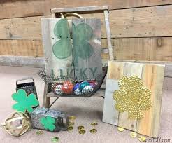 How to make diy decor quickly and beautifully for st. Simple St Patrick S Day Rustic Decor Sign Diva Of Diy