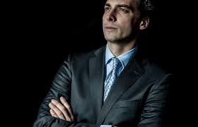 Thierry baudet laat 39 toekomstig 39 tweede kamer geluid horen rtl late night. Verkiezingsbelofte Baudet Zijn Piano Komt In De Tweede Kamer Wel Nl