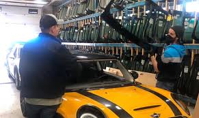 Mississauga Auto Glass & Windshield Repair | Speers Auto Glass