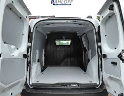 It thus underlines the loading capacity of these two vehicles. Dacia Dokker Laderaumverkleidung Direkt Ab Werk