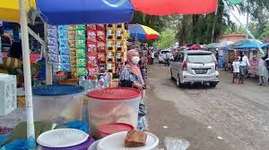 Perajin juga menjual produknya melalui online (dalam jaringan atau daring), katanya. Omzet Pedagang Di Pantai Gandoriah Pariaman Meningkat Dibanding Tahun Sebelumnya Tribun Padang