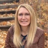 900+ "Susan B." profiles