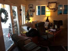 Huntington lake is a popular summer and winter recreation area. Log Cabin Huntington Lake California Sierra Nevada Vacation