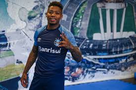 O sal marinho é o sal que resulta da evaporação da água do mar. Marinho Reforca O Gremio
