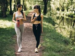 Tinh thần lạc quan và các biện pháp thư giãn nhẹ nhàng là liều thuốc bổ trợ vô giá cho người bệnh suy tim 