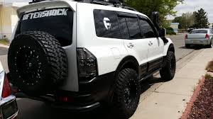 Aftershock2276 2002 Mitsubishi Monterolimited Sport Utility 4d S Photo Gallery At Cardomain Mitsubishi Pajero Mitsubishi Pickup Mitsubishi Shogun