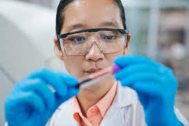 12,900+ Person Holding Test Tube Stock Photos, Pictures & Royalty-Free  Images