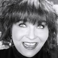 Kandy Barnes's Instagram, Twitter & Facebook