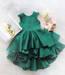 Emerald Green Dress Girls Dress Low High Dress Christmas Girl Etsy In 2020 Green Flower Girl Dresses Girls Party Dress Girl Green Dress
