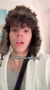 Jasmin Olson's Instagram, Twitter & Facebook