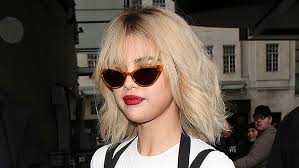 Selena gomez is your new blonde icon. Selena Gomez See Her Blonde Ponytail In Youtube Beauty Video Hollywood Life