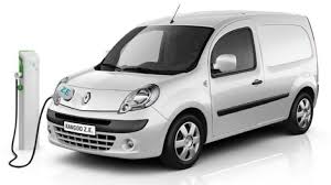 Renault Kangoo Z E He Kangoo Renault S First All Electric Van Is Incredibly Popular On The Continent Where It Represent Renault Kangoo Hybrid Car Ev Charger