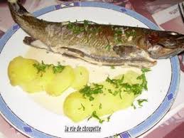 Truites Au Vin Blanc Au Four Recette Ptitchef Recette Recette Truite Au Four Recette Truite Recettes De Cuisine