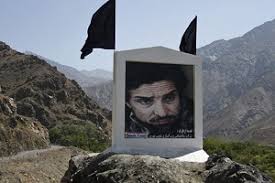 به فاصله چند روز پس از شهادت وی حادثه 11 سپتامبر رخ داد و پس از آن آمریکا به. Ø¨ÙˆØ§Ø¨Ø© Ø§Ù„Ø­Ø±ÙƒØ§Øª Ø§Ù„Ø§Ø³Ù„Ø§Ù…ÙŠØ© Ø£Ø­Ù…Ø¯ Ø´Ø§Ù‡ Ù…Ø³Ø¹ÙˆØ¯ Ù‚Ø§Ø¦Ø¯ Ø§Ù„Ø¬Ù‡Ø§Ø¯ Ø§Ù„Ø£ÙØºØ§Ù†ÙŠ