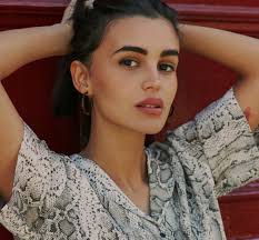 Ma daniele luchetti, escogitando io sono tempesta (in sala dal 12 aprile, durata 97') non è così chi è numa tempesta? Simonetta Columbu E Ginevra La Rivelazione Di Che Dio Ci Aiuti 5 Intervista