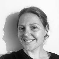 Rosanna Cummings's Instagram, Twitter & Facebook