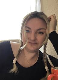 Hej, min vän söker ett rum att hyra i 6 månader i Malmö. Hör av er ! Mvh