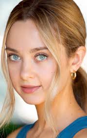 Кэти Бэйкер