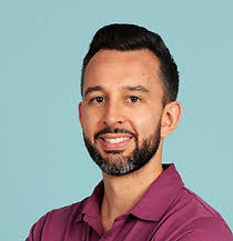 Nicolas Contag's Instagram, Twitter & Facebook