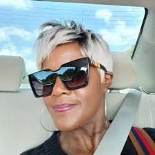 Yvonne Kincaid's Instagram, Twitter & Facebook