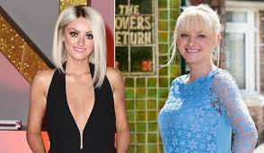 In 2021, she began appearing in the channel 4 soap opera hollyoaks as becky quentin. Corrie Star Katie Mcglynn Loses One Stone Thanks To Fitness Regime