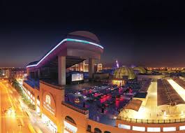 We show new movies, have a full restaurant & bar, and often have special events. Dubai S New Rooftop Experience Drive In Cinema At Mall Of The Emirates Arabianbusiness
