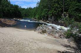 The town is home to plymouth state university, speare memorial hospital, and plymouth regional high school. Livermore Falls New Hampshire