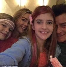 Ким тэнненбаум, эрик тэнненбаум, майкл колье and others. Charlie Sheen And Denise Richards Play Happy Families To Celebrate Daughter Sam S Birthday Daily Mail Online