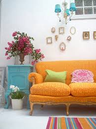 Tangerine Pink Spring Green Aqua Hues Idees De Decoration De Salon Decoration Salon Decoration