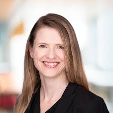 Lauren Foote's Instagram, Twitter & Facebook