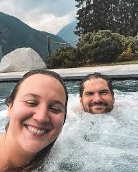 Eric Irvin's Instagram, Twitter & Facebook