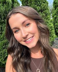 liv (@oliviamanuell) • Instagram photos and videos