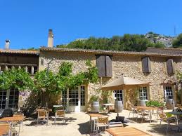 Restaurant Avec Terrasse Et Piscine A Salon De Provence Picture Of Bw Domaine De Roquerousse Salon De Provence Tripadvisor