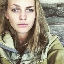 Ellen Corley (@SusanEllenCorle)