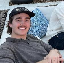 Holly Yelton and Austin Crotts' Wedding Website