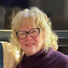 Are there pagan or druid communities near Warrensburg, Missouri?