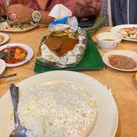 Menyediakan pelbagai jenis masakan panas dan nasi ulam ikan bakar. Restoran Kst Ikan Bakar Fischrestaurant In Kota Bharu