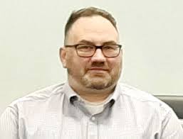 COFFEYVILLE CITY COMMISSION RESIGNS FOLLOWING PUBLIC OUTCRY OVER SOCIAL  MEDIA POST, SAYS DEPARTURE IS 'RIGHT THING TO DO' COFFEYVILLE — A  Coffeyville city commissioner has resigned following public outcry over a  comment