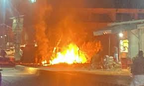 પાકિસ્તાનમાં બે પ્રચંડ બોમ્બ વિસ્ફોટ : ૮ના મોત - ર૩ ગંભીર