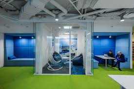 Booking Com Offices Moscow Office Snapshots Corporate Office Design Workplace Design Corporate Interiors