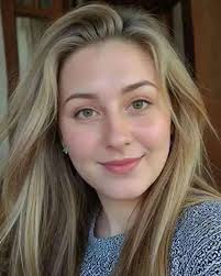 Unlock the excitement 🌟 www.threads.net/@dorria.jeanne/post/C_bQHJXylpW