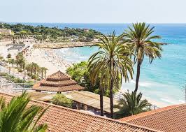 Spanien gehört zu den beliebtesten urlaubsgebieten der urlaub in spanien bedeutet schwimmen und wandern, feiern und entspannen, schlemmen und. Spanien Stadte Am Meer Top 5 Stadtetrips Mit Strand Reisewelt