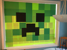Creeper Window For A Simple And Easy Decoration For A Minecraft Party Minecraft Party Simple Decor Minecraft