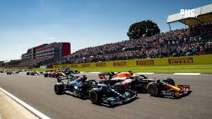Вся шинная стратегия коту по хвост. F1 Gp De Grande Bretagne Le Contact Hamilton Verstappen Chamboule Le Classement Des Pilotes Le Britannique Vainqueur