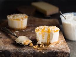 I biscotti al miele di acacia sono frollini deliziosi e profumatissimi che puoi gustare così oppure biscotti al miele. Mini Cheesecake Ricotta E Caciocavallo Al Miele Mastercheffa