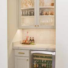 Benjamin moore white dove is a beautiful soft white paint colour with a hint of grey making it a popular choice for trim, cabinets, walls and more. Benjamin Moore White Dove Design Ideas